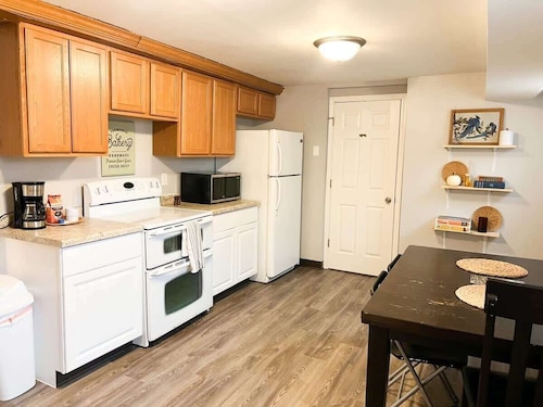 3 Bedroom Hideaway near NDSU and Downtown Fargo