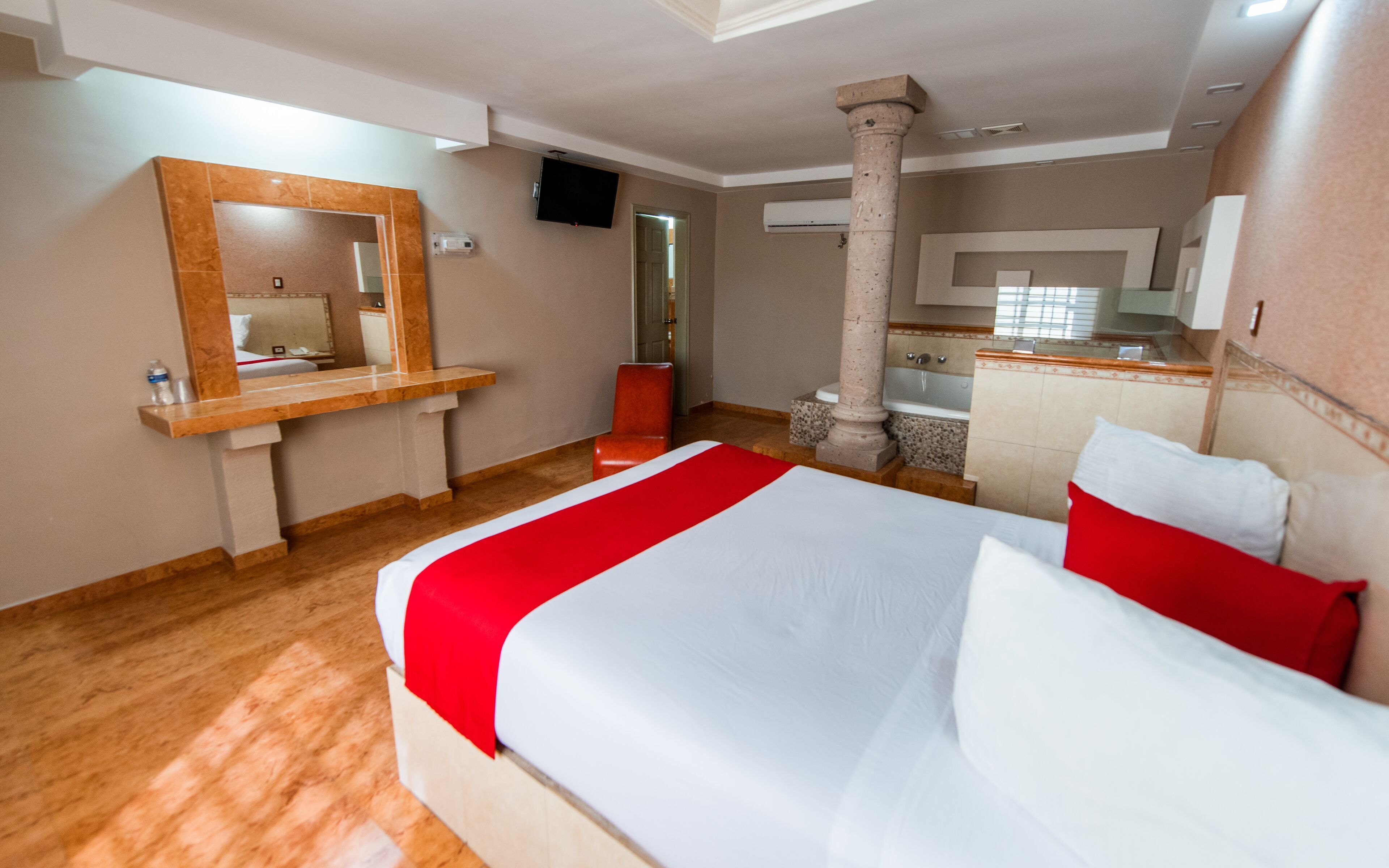 Free WiFi, bed sheets