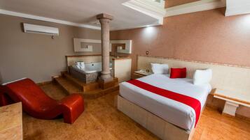 Luxury Room, 1 Bedroom, Garden View | Free WiFi, bed sheets