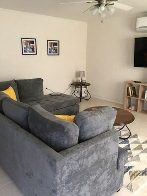 Smart TV, books