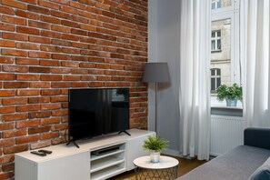 Apartment, 2 Bedrooms, Kitchen | Living room