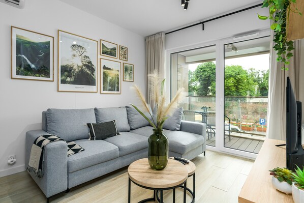 Apartment, 1 Schlafzimmer, Balkon | Wohnzimmer