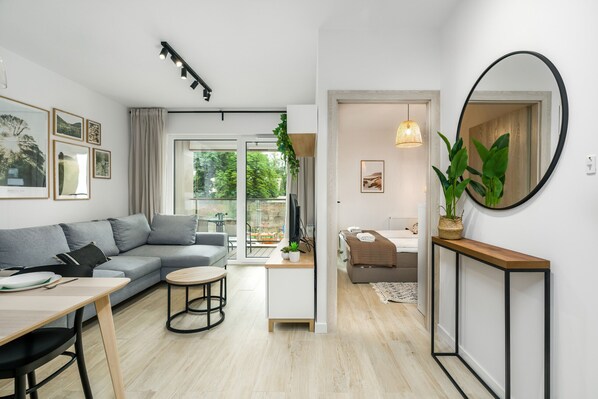 Apartment, 1 Bedroom, Balcony | Living room