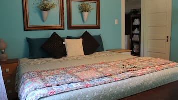 3 chambres, bureau, Wi-Fi gratuit, draps fournis