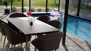 Ferienhaus (French Villa) | Pool