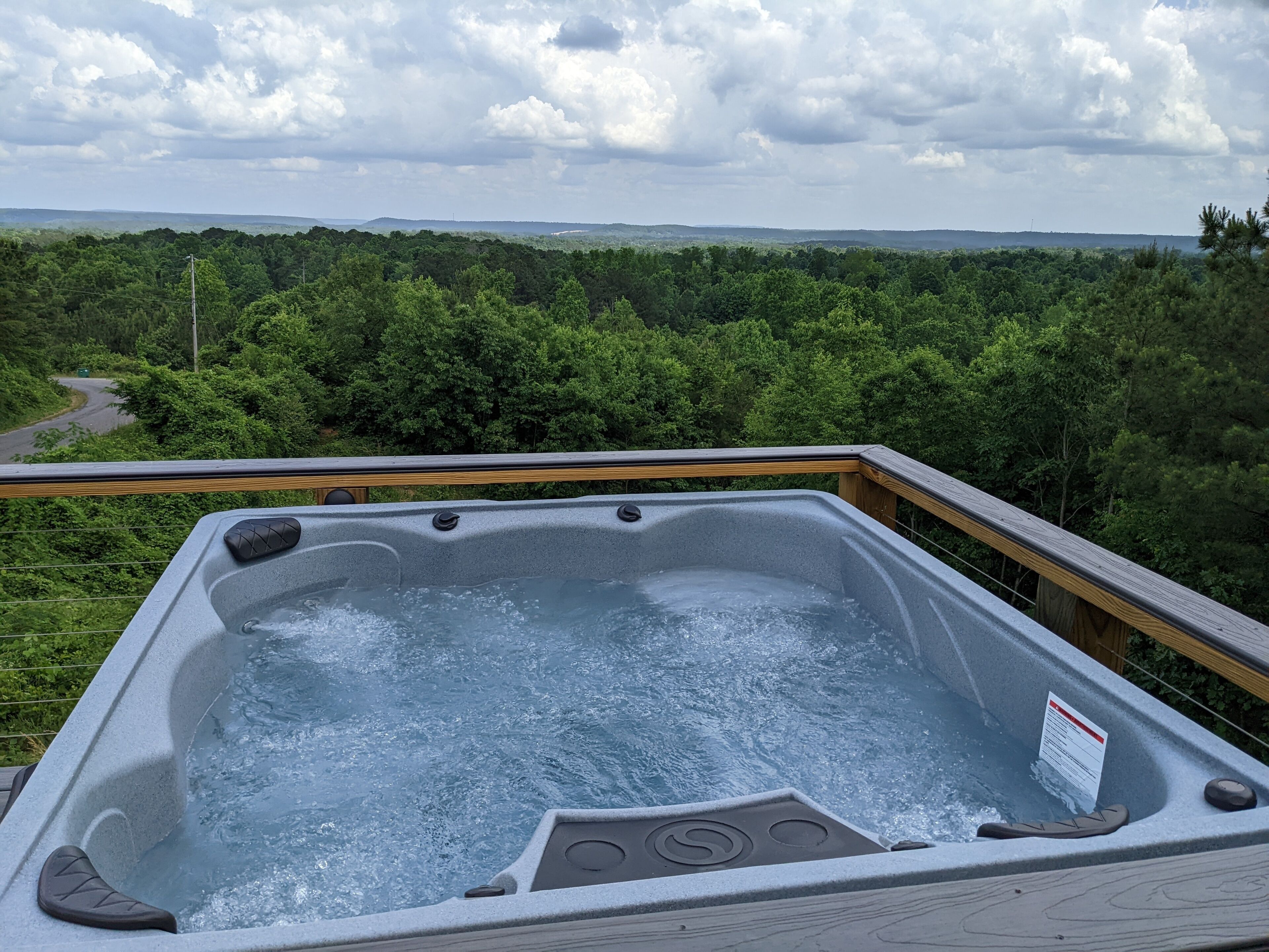 Bañera de hidromasaje al aire libre