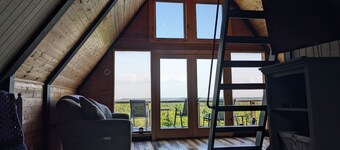 Fuller View Cabin - A Mountain Cabin overlooking Sweet Home Alabama!