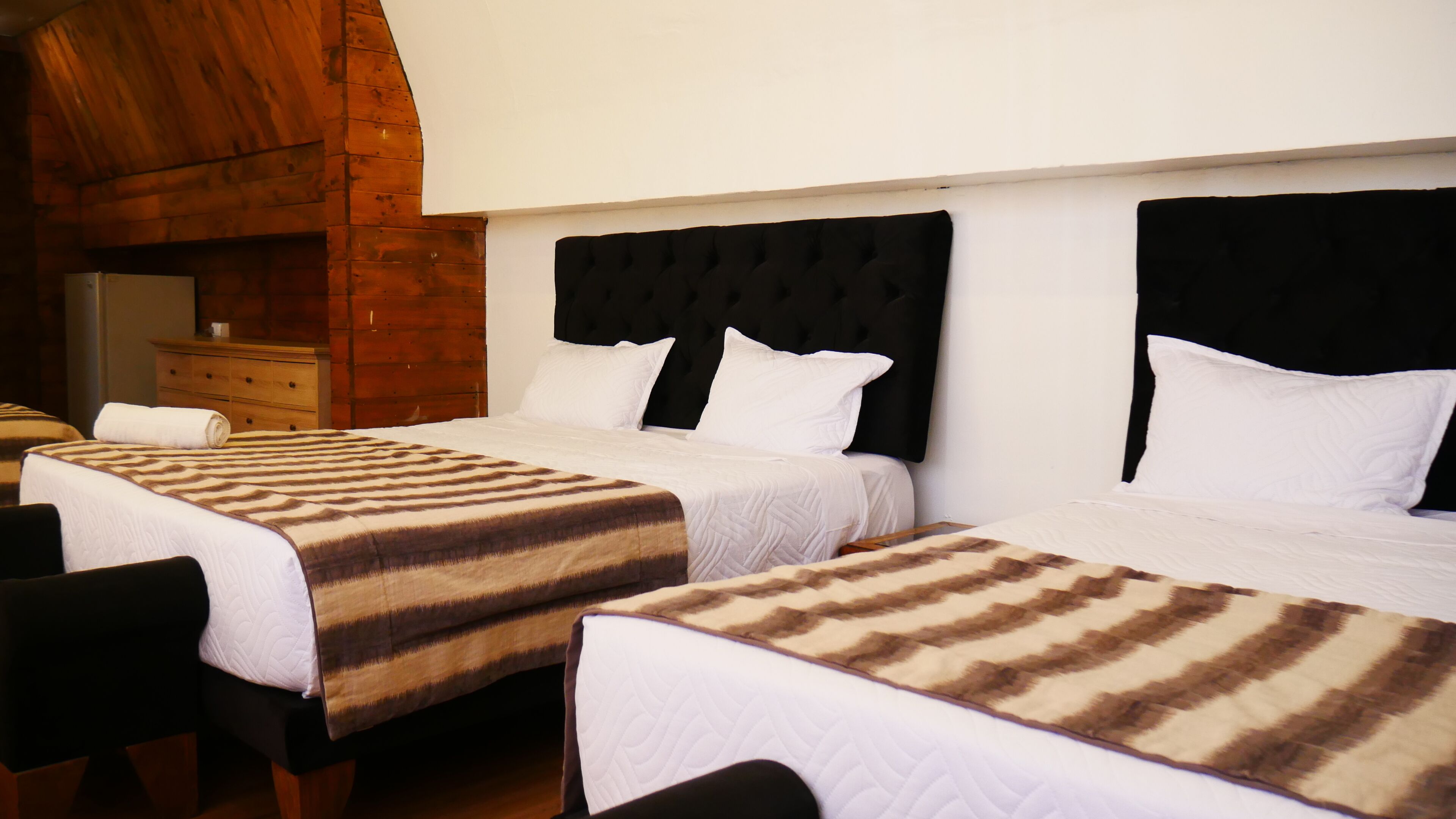 Basic Twin Room | In-room safe, free WiFi, bed sheets
