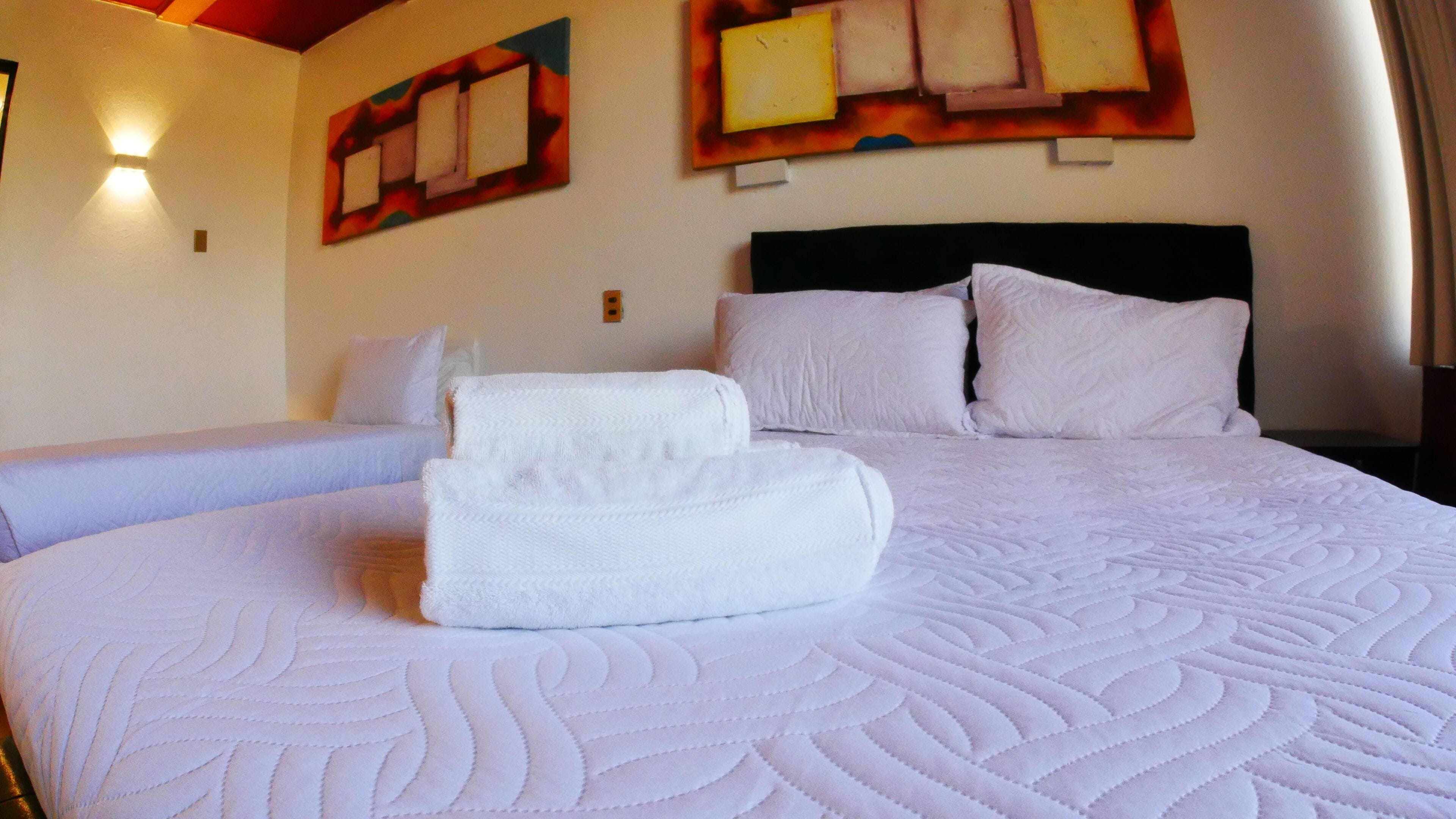 Basic Twin Room | In-room safe, free WiFi, bed sheets