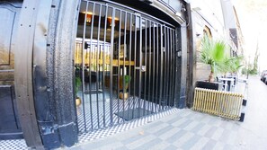 Front of property - Hotel Sonetto (Santiago)
