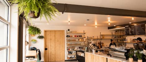 Coffee shop
