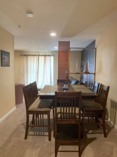 Nice Apartment with NYC Skyline views nearby