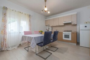 Villa | 4 bedrooms - Villa Fresia Zadarvillas (Vir)