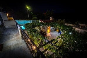Casa, para fumadores | 7 habitaciones 