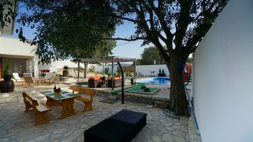 Villa, Smoking | 4 bedrooms