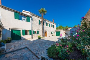 House | 4 bedrooms - Villa Petrovi Dvori Zadarvillas (Benkovac)