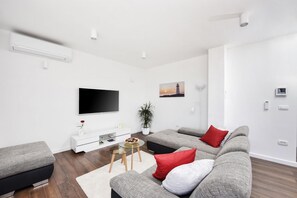 House - Villa Royal Promons Zadarvillas (Starigrad)
