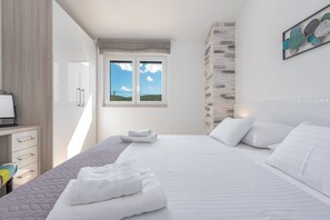 3 عدّة غرف نوم