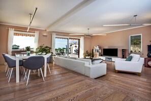 4 عدّة غرف نوم وواي فاي