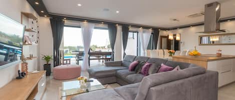 Maison, fumeurs | 4 chambres