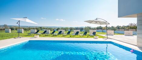 Villa, Smoking | 4 bedrooms