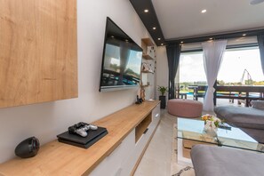 Villa, Smoking | 4 bedrooms