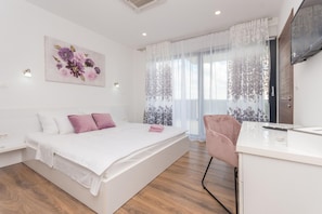 Maison, fumeur | 4 chambres