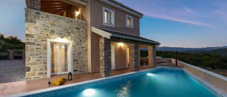 Villa, Smoking | 3 bedrooms