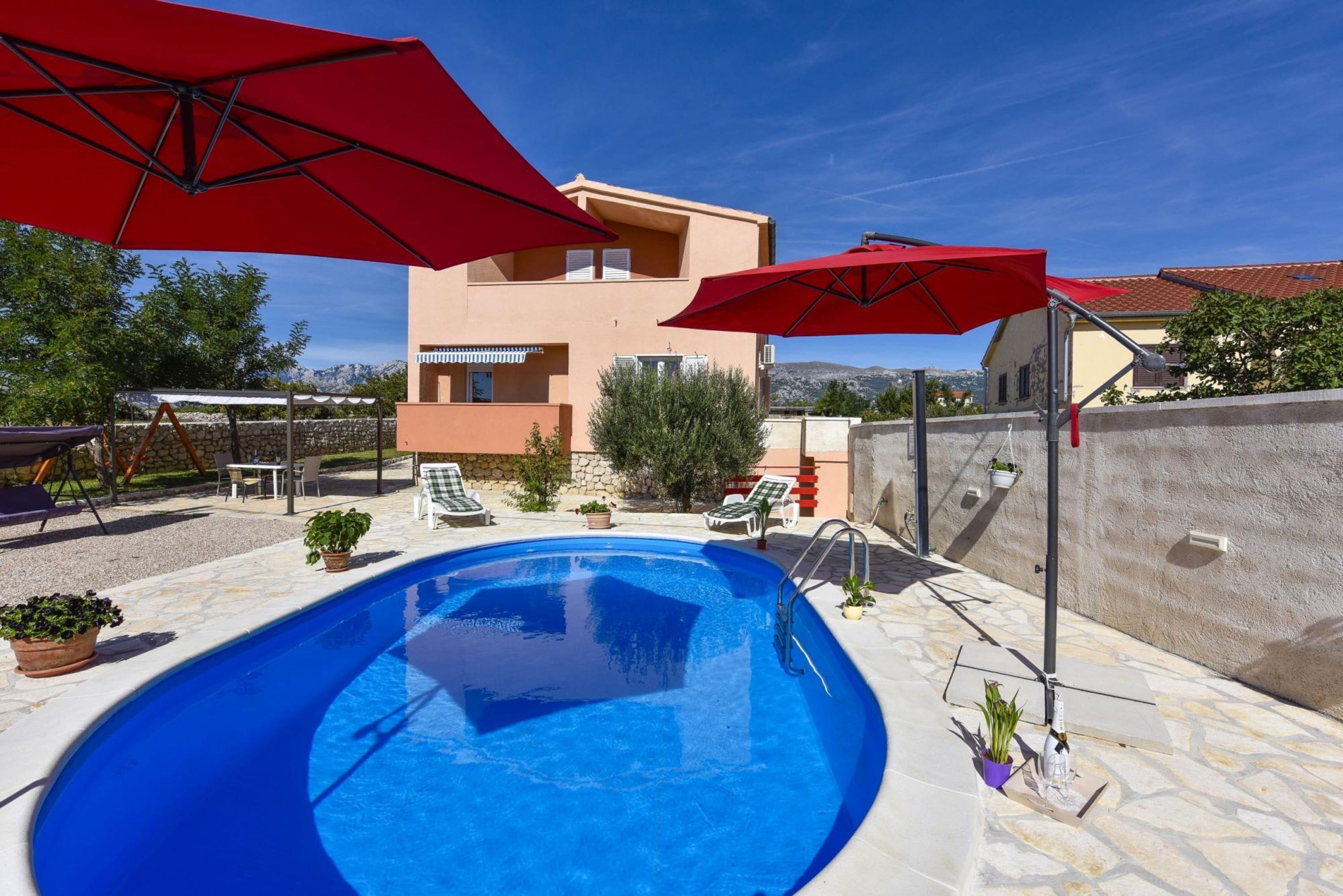 Villa, røyk | 3 soverom og wi-fi