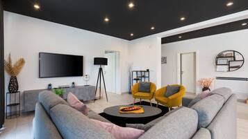 Villa | 3 bedrooms, WiFi