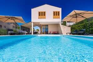 Villa | 4 habitaciones 
