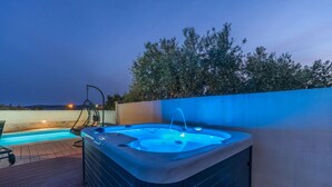 Rumah | 5 kamar tidur