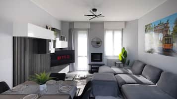 Smart TV, fireplace