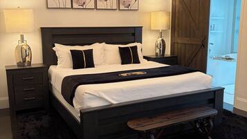 2 bedrooms, desk, iron/ironing board, free WiFi