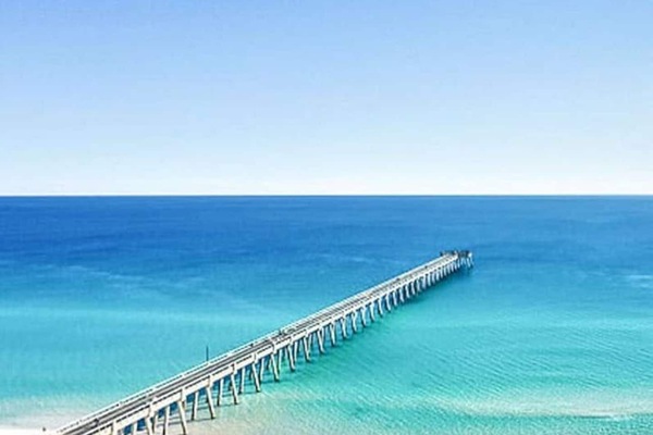 In Strandnähe, Liegestühle, Strandtücher