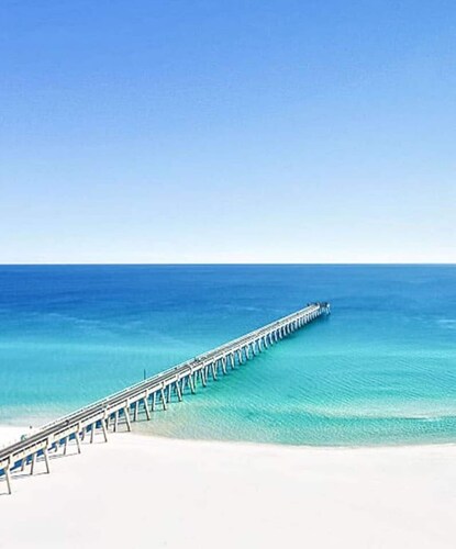 Beach house 3BR/3.5BA 5 minute walk to bay with extra parking for a boat/RV