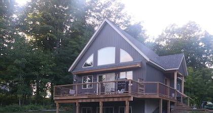 Studio Apartment with patio. Casino, Flint Fields Equestrian , State Trails.