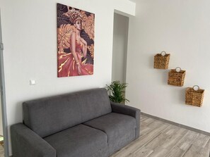 TV - Apartment (Sainte-Luce)