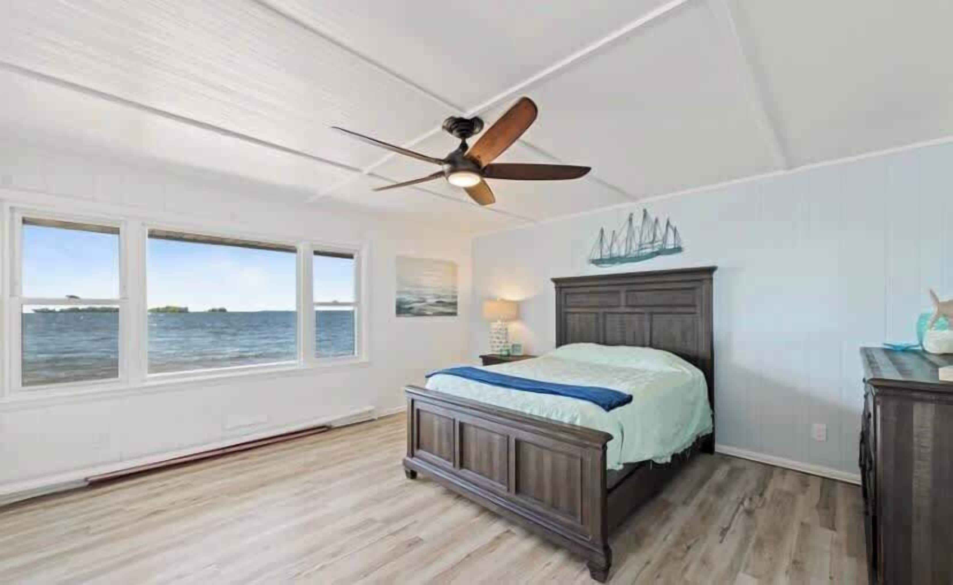 3 chambres, fer et planche à repasser, lit parapluie, Wi-Fi