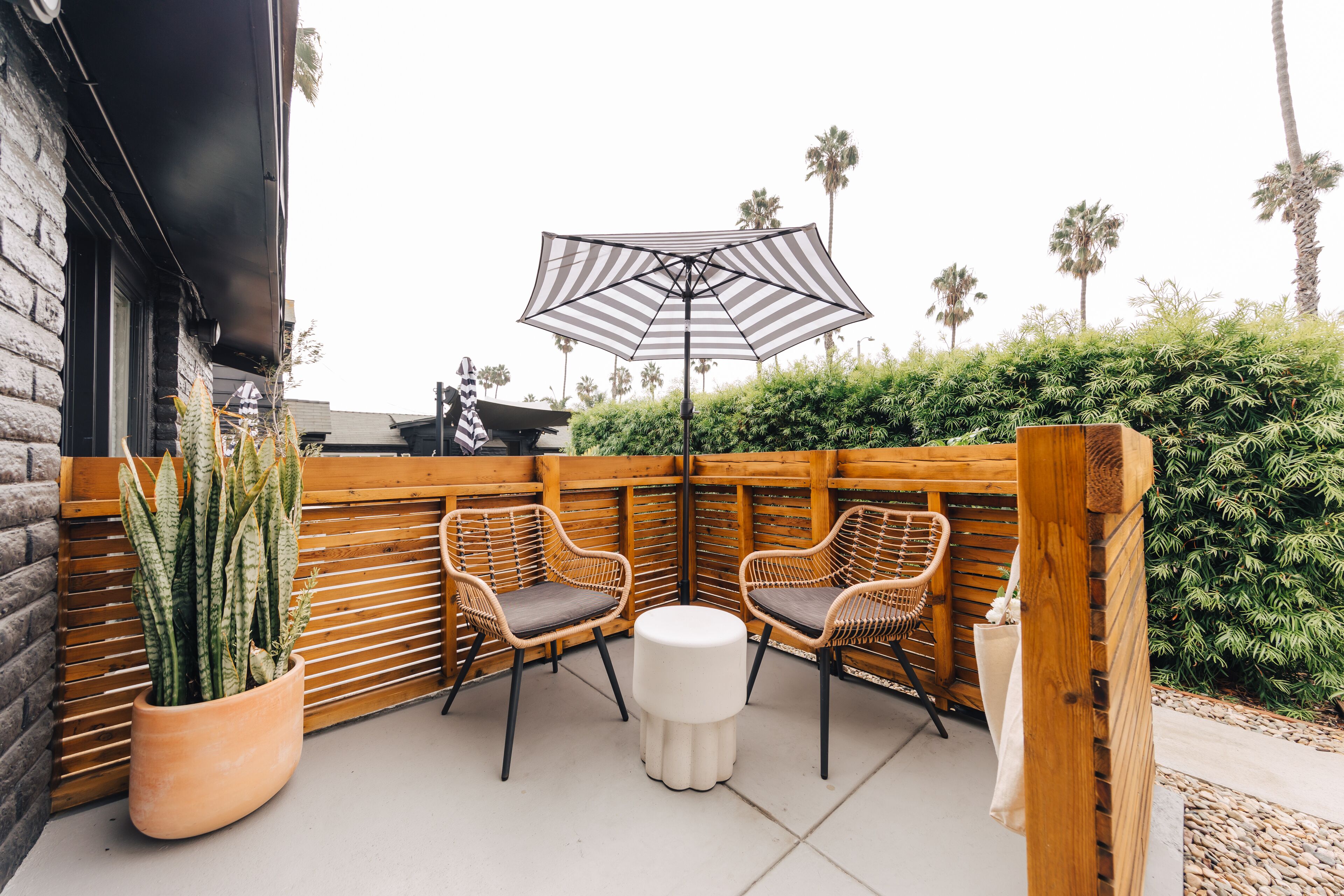 deluxe triple room, kitchen | view from room