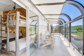3 chambres, bureau, Wi-Fi, draps fournis