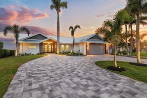 Exterior - Intervillas Florida - Villa Laguna (Cape Coral)