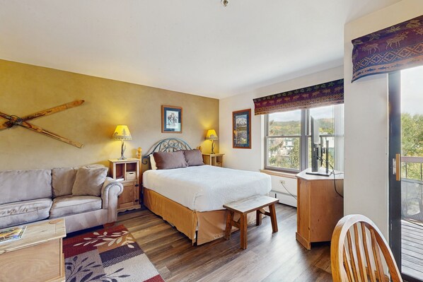 Fer et planche à repasser, Internet gratuit, draps fournis