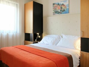 2 habitaciones, cuna de viaje, wifi gratis y ropa de cama 