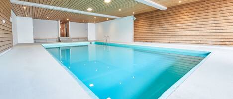 Building, Water, Swimming Pool, Azure, Shade, Interior Design, Architecture, Floor, Flooring, House