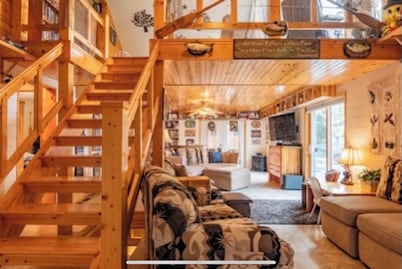 Cozy Cabin at Lake Koshkonong
