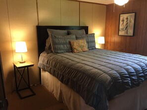 2 Schlafzimmer, Schreibtisch, Bügeleisen/Bügelbrett, kostenloses WLAN