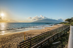 Sun loungers, beach towels