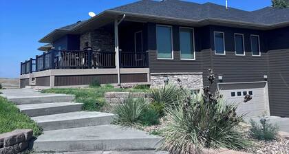 17th Fairway Retreat | Lake Views, Golf, 4BD 4.5BA