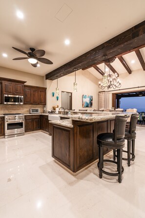 Fridge, microwave, oven, stovetop - Golf Villa in Puerto Los Cabos Community! (La Playita)